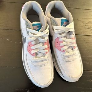 Women’s Nike Air Maxes